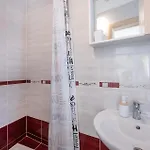 In With Wifi Апартаменты *