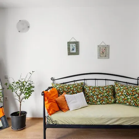 Lovely In With Wifi Appartement